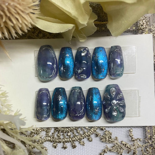 🕊️🩵 2パターンのデザインにて 販売開始です💅💭 どちらがお
