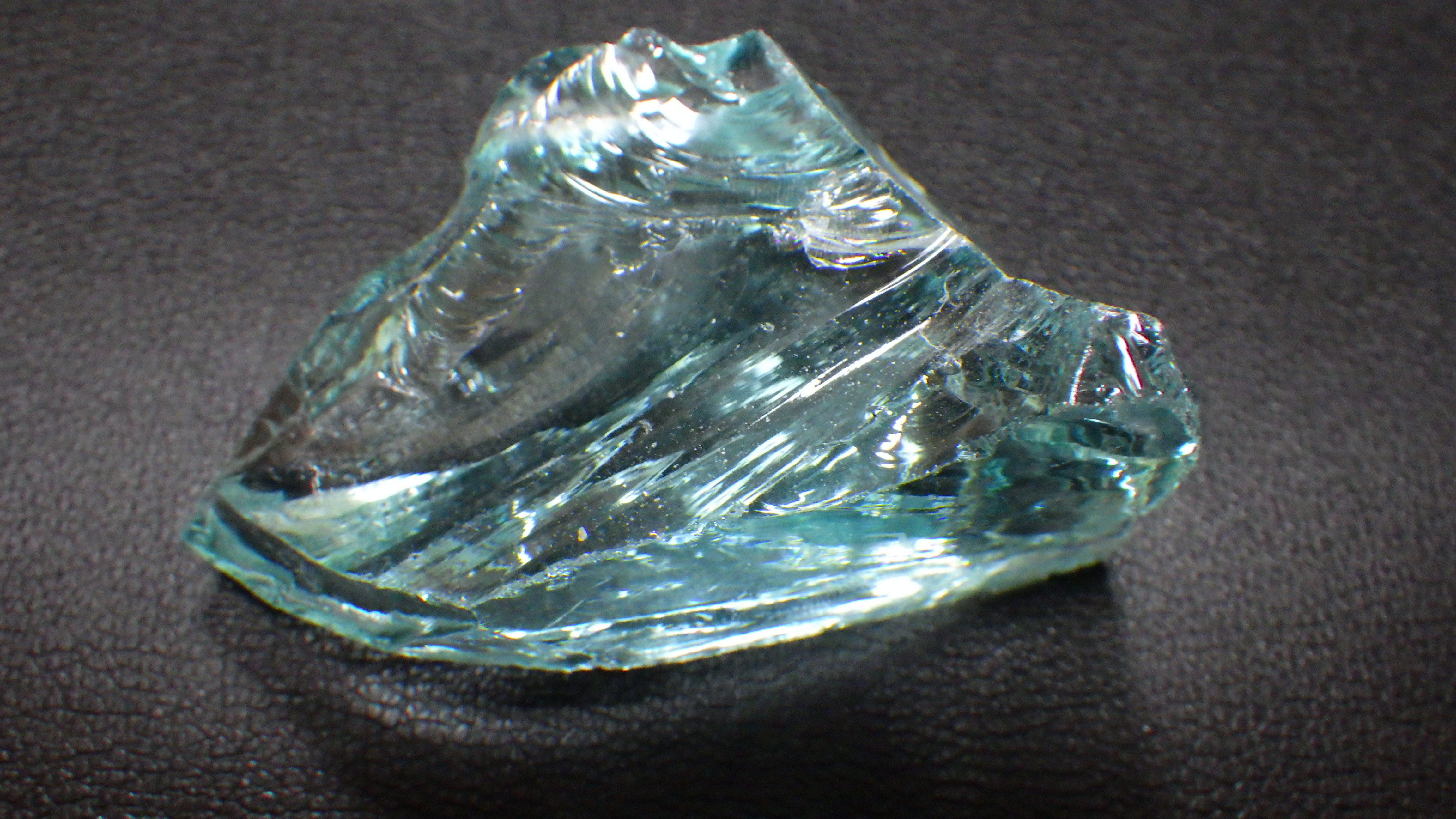 アンダラクリスタル（ライトブルー）原石４８g