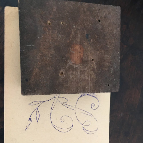 フランス アンティーク 挿絵 1940年代のアンティーク 絵画（ピンク）(m-421-z)｜アンティーク雑貨