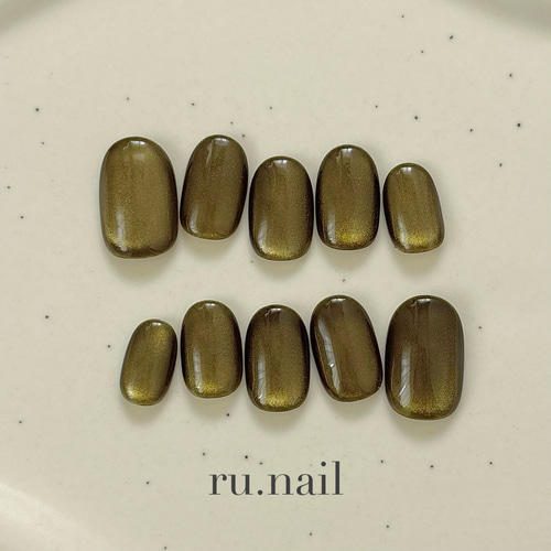 No.9 ダークグリーンちゅるんマグネットネイル ネイルチップ/キラキラ