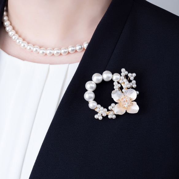 プレシャスゴールドフラワーと小枝パールのブローチ　卒業式 入学式　フォーマル　パール 7枚目の画像