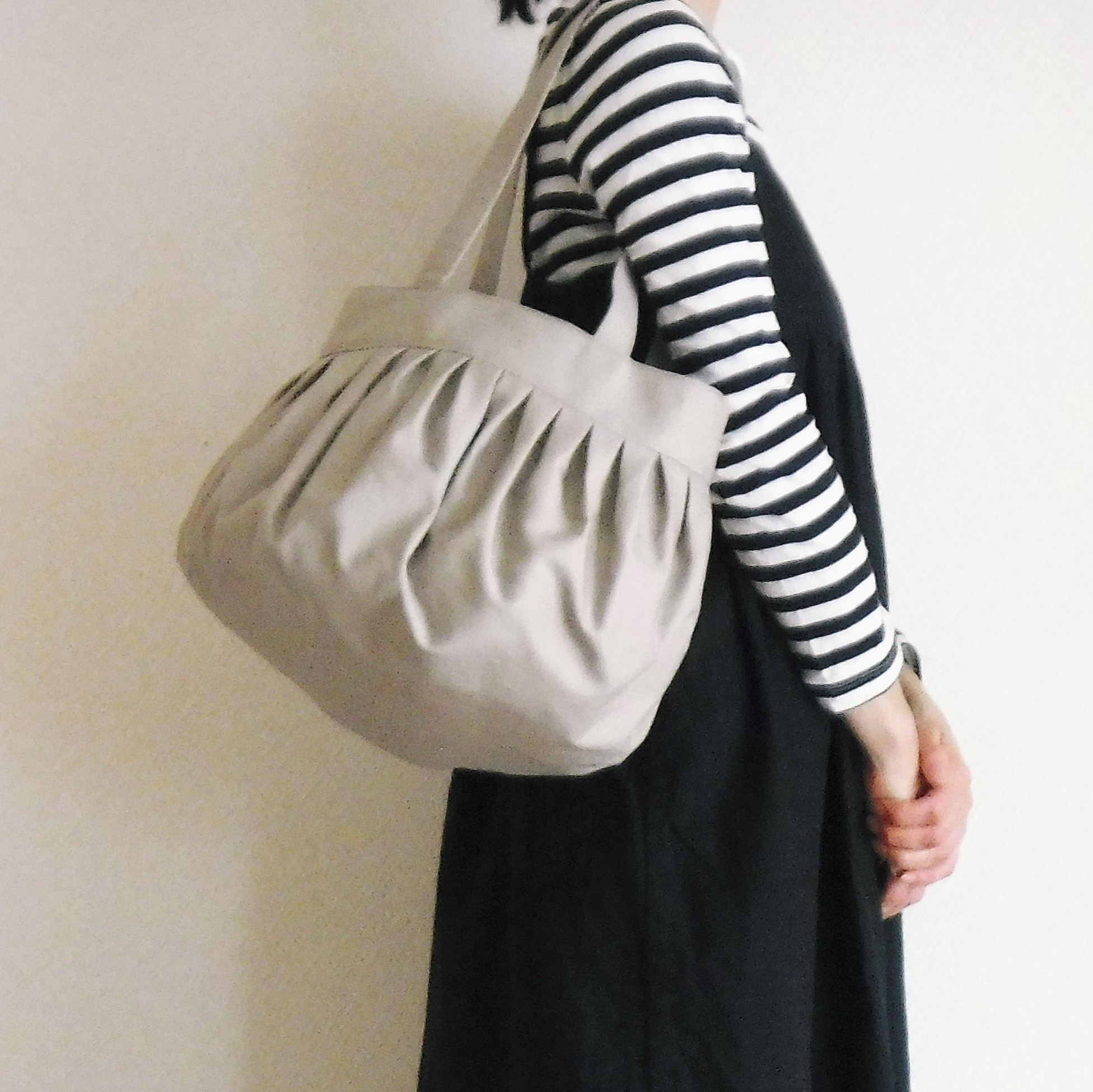 グレイッシュベージュ/Mサイズ/balloon balloon トートバッグ/11号帆布【受注制作】