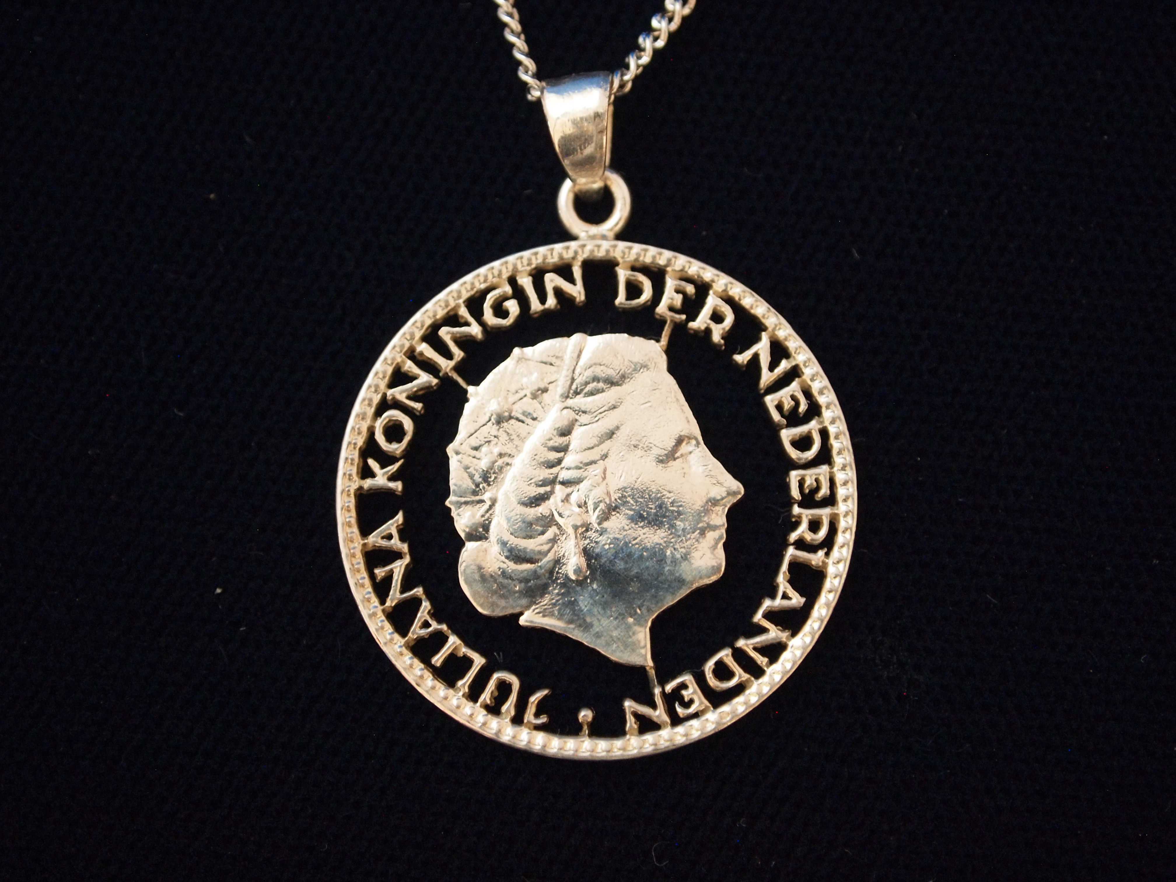 コインカットペンダント オランダ1ギルダー