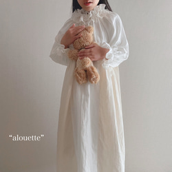 ✂︎ “alouette” 春を告げるワンピース100-140size ふんわりガーゼ　ホワイト×キナリ 1枚目の画像