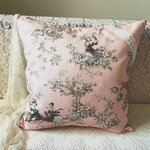 あおいさま専用★フランスアンティーク★イニシャル刺繍＆トワルドジュイ★クッション 刺繍クッション【AMOUR】×リバティ | 商品一覧 | Plume d' oie
