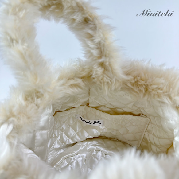 ぬいぐるみみたいな 香箱座りのシャム猫さん巾着バッグ　トート　ミニショルダー　ポシェット 猫雑貨　猫グッズ　リアル　 7枚目の画像
