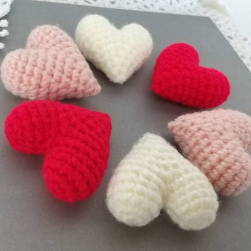 ハートの編みぐるみ＊赤・ピンク・白＊6個セット！ あみぐるみ nakamo