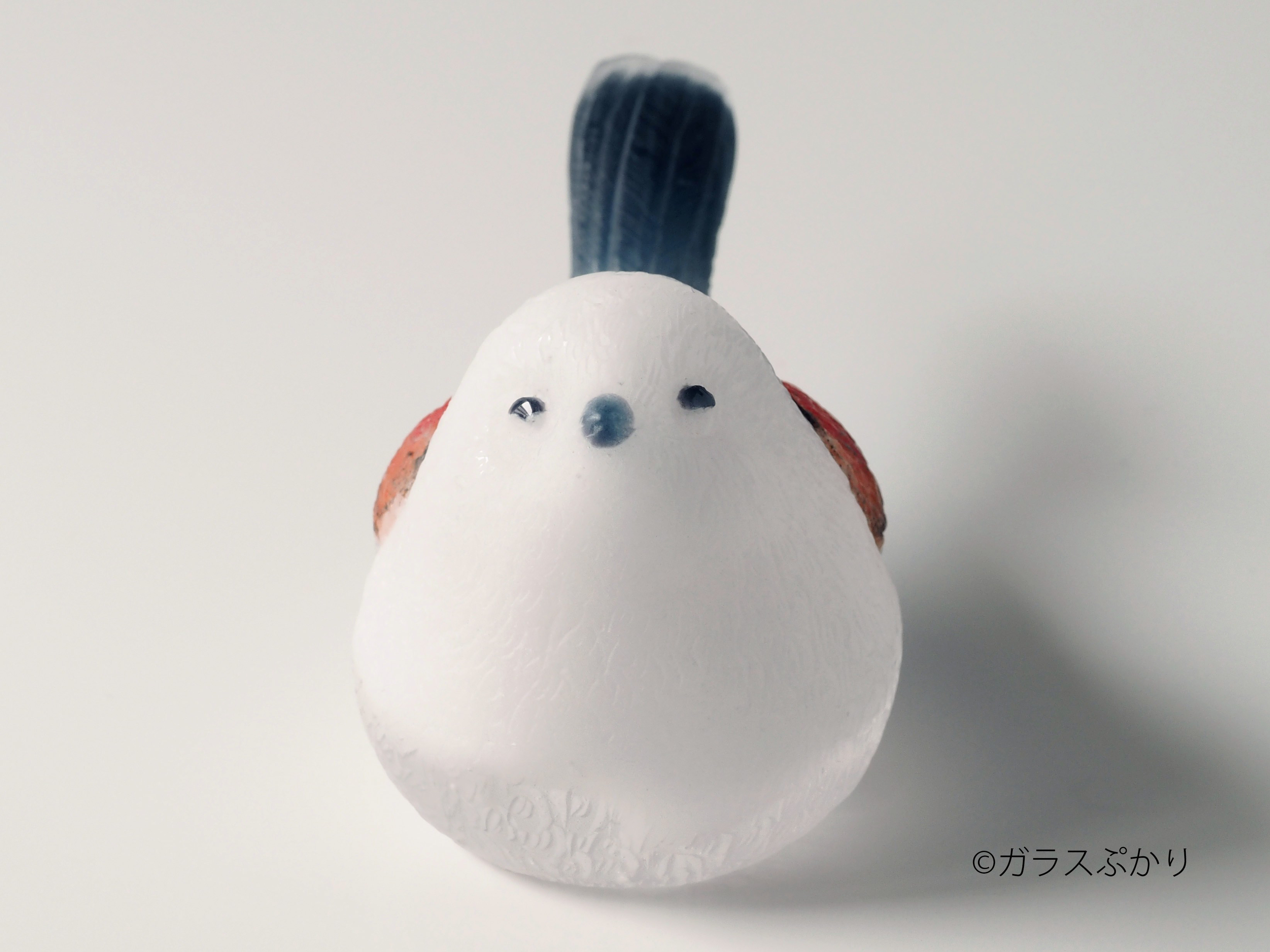 ガラス「シマエナガ」/オブジェ　置物　鳥