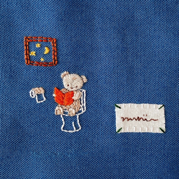 アメリカンレトロな手刺繍のポーチ『トイレのくまちゃん』　くまちゃんの刺繍ポーチ・小物入れ 3枚目の画像