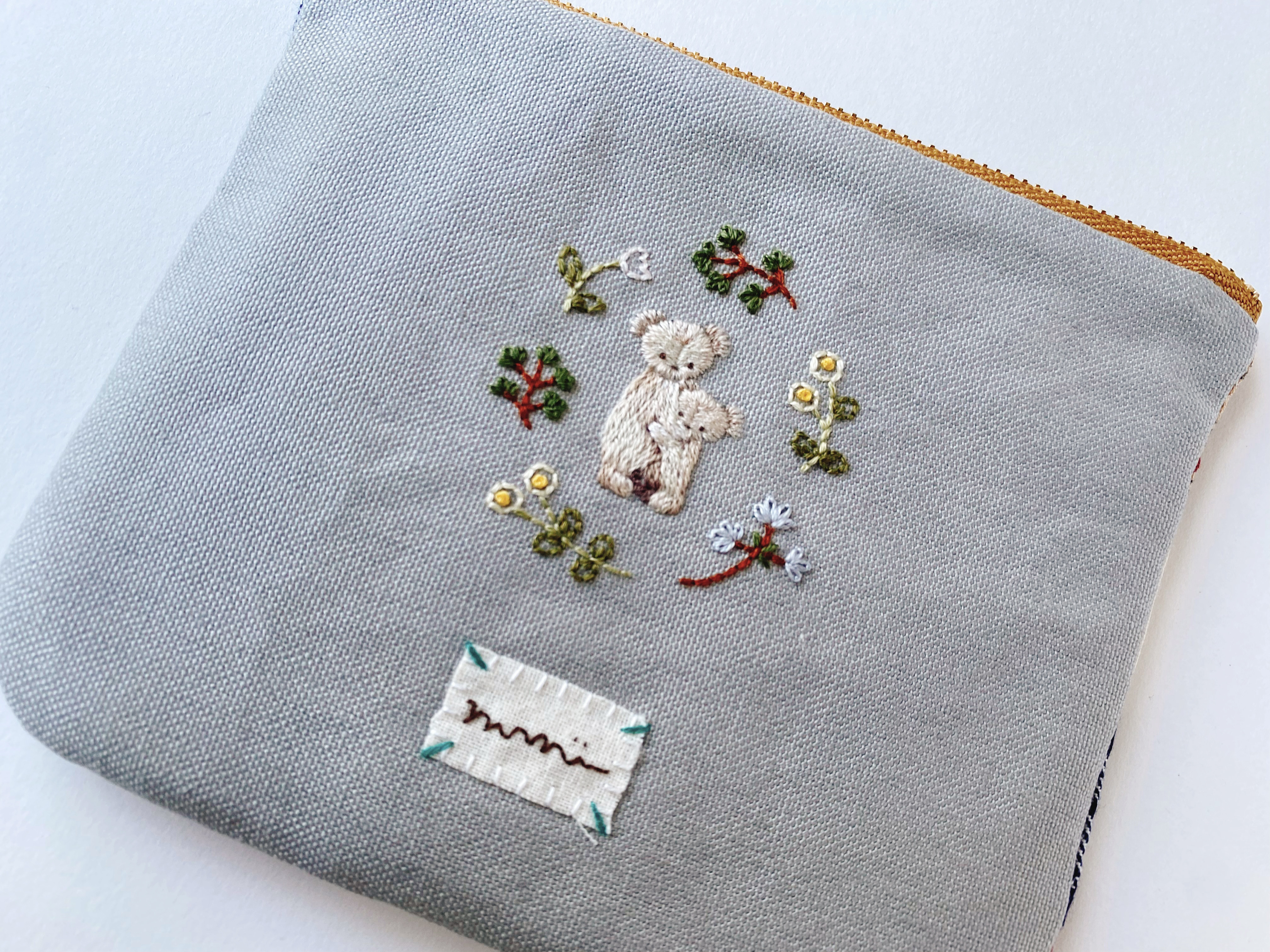 ミニチュア着物　刺繍柄　ゴマページ