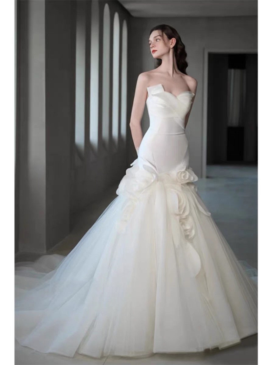 オフショルダー　サテン　前撮りドレス　チュール　ウェディングドレス（WD242020）