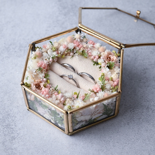 ナチュラルなお花のリングピロー｜ピンク ドライフラワー プリザーブド