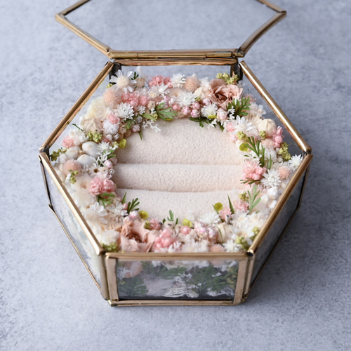 ナチュラルなお花のリングピロー｜ピンク ドライフラワー プリザーブド