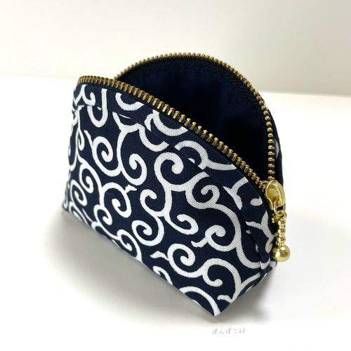 New!】 選べるカラー❗️ 唐草模様の お札も入る小銭入れ 『小物を