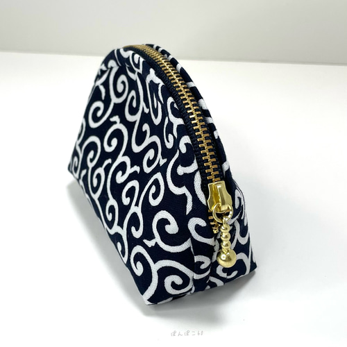 New!】 選べるカラー❗️ 唐草模様の お札も入る小銭入れ 『小物を