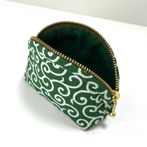 New!】 選べるカラー❗️ 唐草模様の お札も入る小銭入れ 『小物を