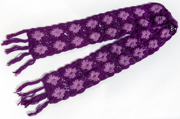 手作りのかぎ針編みウールスカーフ、花かぎ針編みシルクスカーフ、かぎ針編みスカーフ、手織りシルクスカーフ - ブルーミングメリノ 2枚目の画像