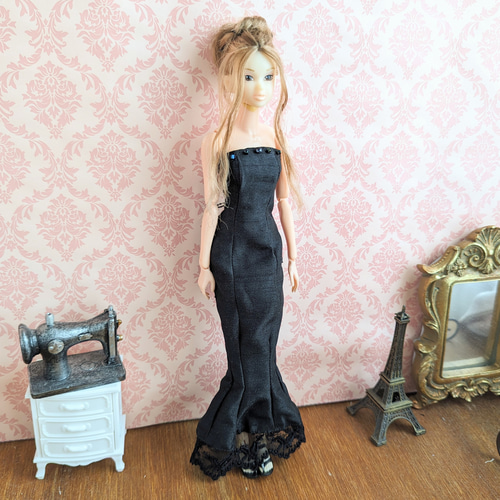 912【momokoDOLL アウトフィット】コルセット風・黒のマーメイド