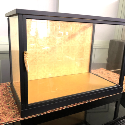 ガラス展示ケース/前面扉式/DIYでお好みにアレンジ 倉庫から蔵出し