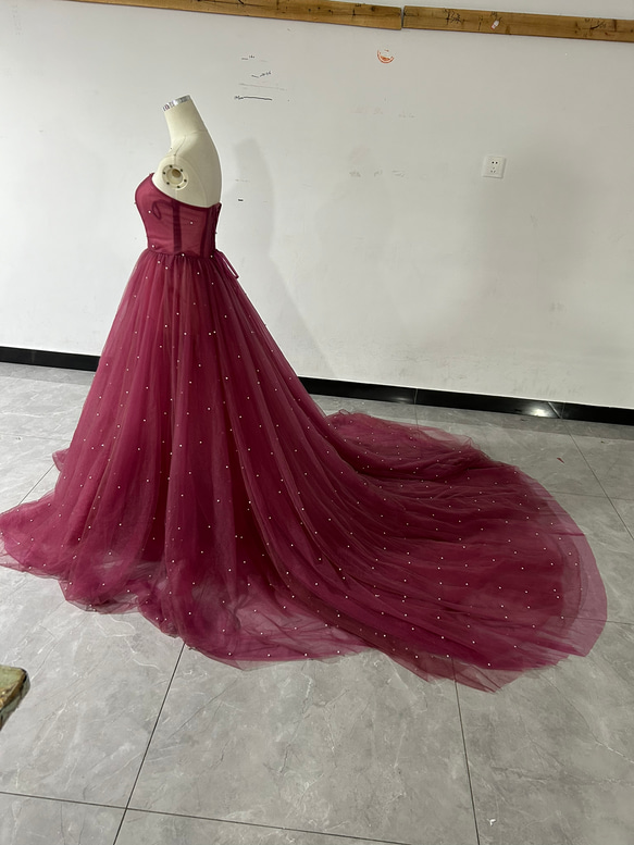 カラードレス ボルドー色 オーバードレス パール ベアトップ キラキラチュール お色直し 4枚目の画像