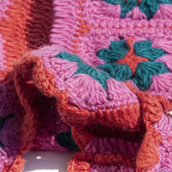 手作りのかぎ針編みウールスカーフ、花かぎ針編みシルクスカーフ、かぎ針編みスカーフ、手織りシルクスカーフ - ブルーミングメリノ 12枚目の画像