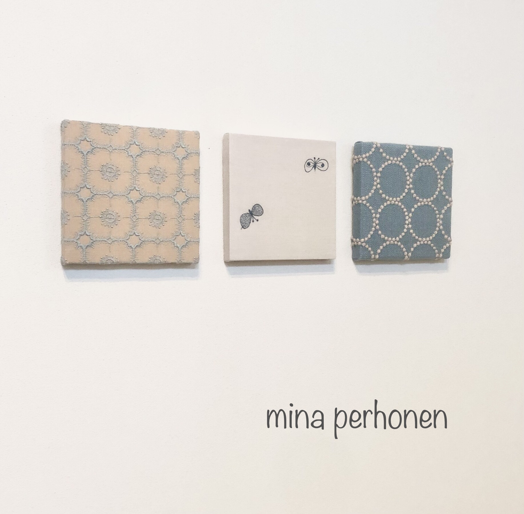 mina perhonenのファブリックボード pepper + light berry ファブリックボード - minä perhonen