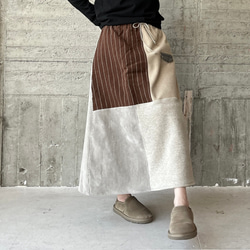 motif ＊ naturalカラーのスカート 4枚目の画像