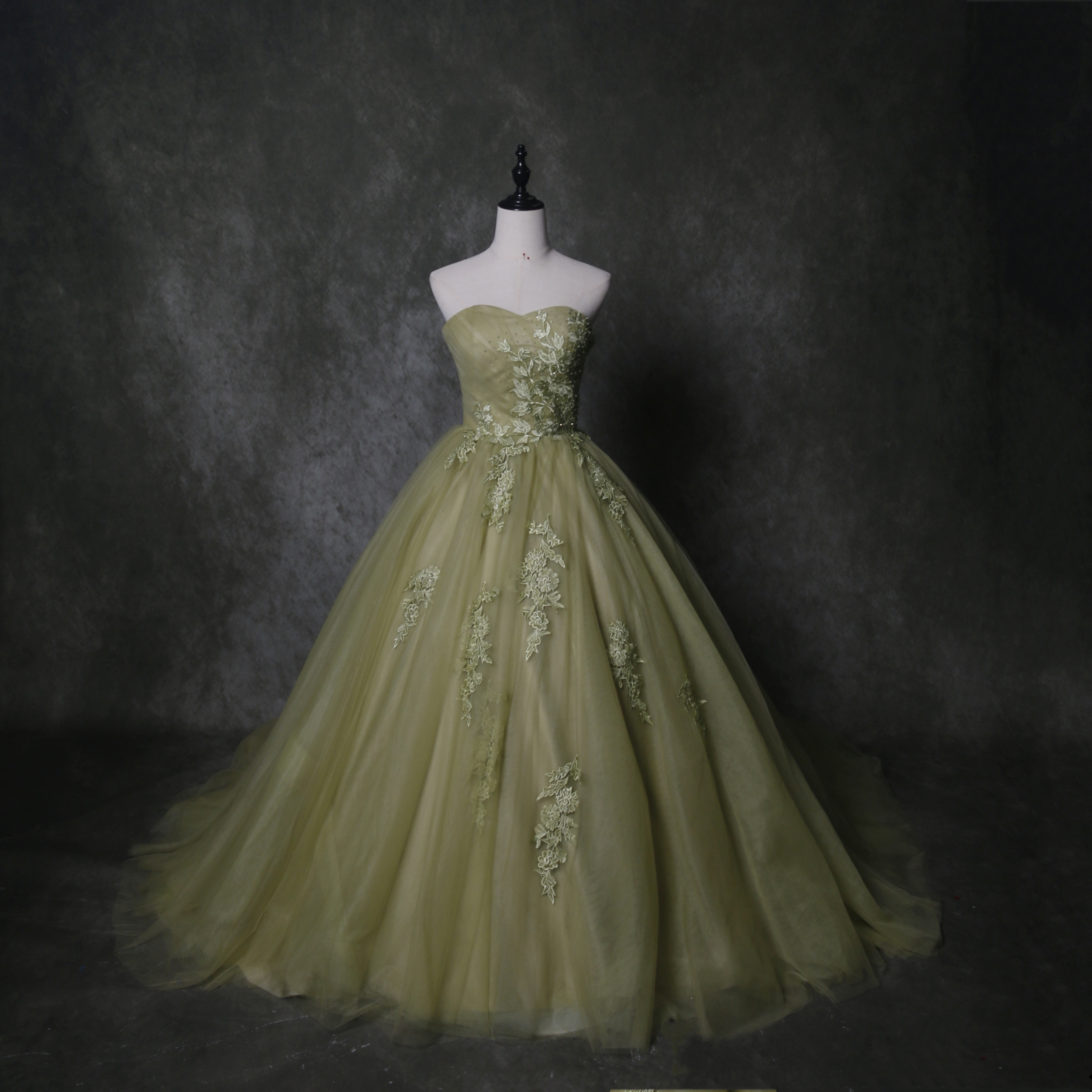 送料無料！高品質！二次会 披露宴 カラードレス 薄グリーン ベアトップ 可愛い プリンセスライン