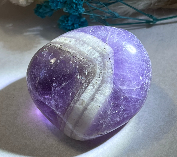ファントム✨　アメジスト　紫水晶　原石　タンブル 2枚目の画像