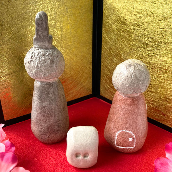 小さなひな祭り飾りセット　雛人形　陶器のインテリア　ひなまつり　おうち付き　 3枚目の画像
