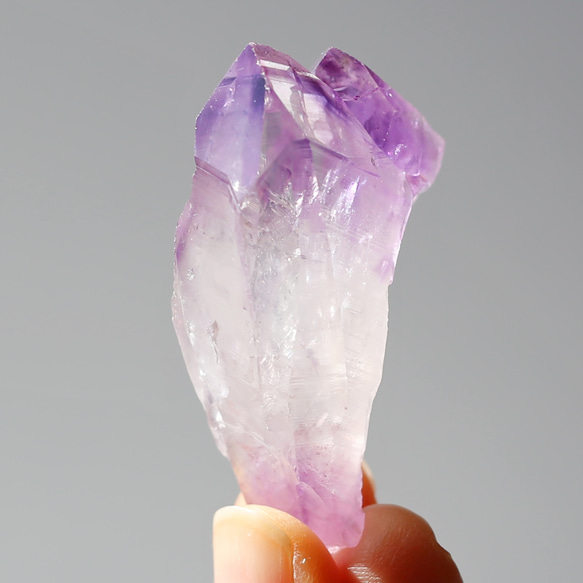 アメジスト ポイント 原石 単結晶 希少 紫水晶 鉱物 天然石 水晶 12枚目の画像