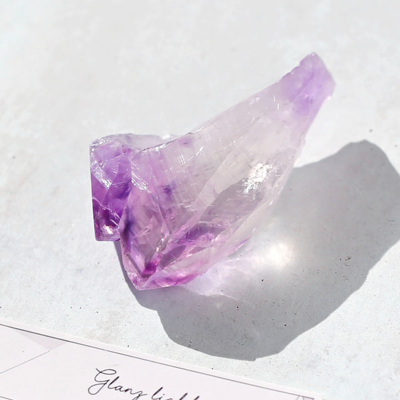 アメジスト ポイント 原石 単結晶 希少 紫水晶 鉱物 天然石 水晶 2枚目の画像