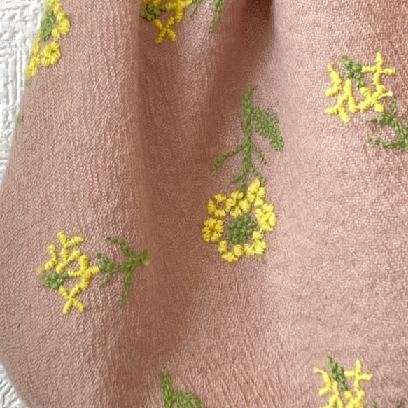 バッグ　バンブーバッグ　花　刺繍　バッグ　花柄　おしゃれ　お出かけ　大人可愛い　グラニーバッグ 3枚目の画像