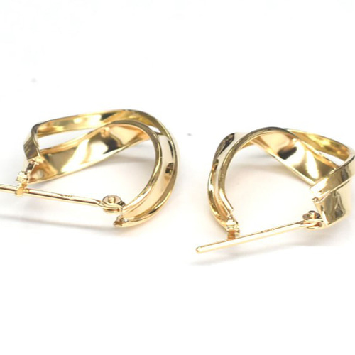 地金*18金【変形2連フープピアス】Yゴールド K18刻印入 新品 地金*18金【変形2連フープピアス】Yゴールド K18刻印入 新品