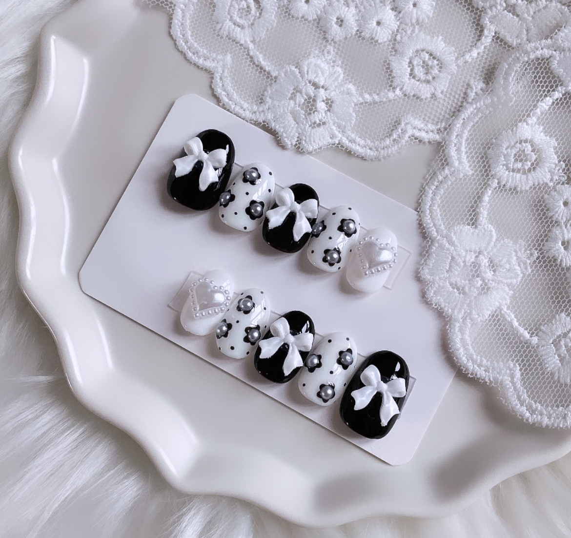 現品】 73 ネイルチップ 韓国っぽ 大人っぽ フラワー デイジー  