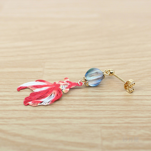 金魚ピアス】 イヤリング 和風 プチギフト 赤 レッド ピアス