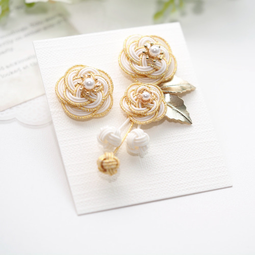 水引イヤーカフとピアスorイヤリング*白×ゴールド*ハレの日*普段使い