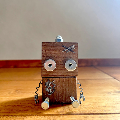 ハンドメイド 木製ロボット オブジェ つら