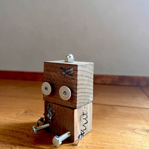 一点物 オブジェ インダストリアルアート 廃材アート 無機質 インテリア 置物 世界に一つだけのN ROBO/手作りロボット/木製ロボット/廃材/飾り/置物