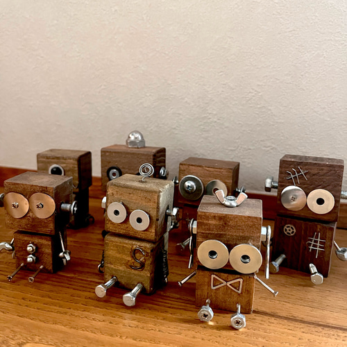 世界に一つだけのN ROBO/手作りロボット/木製ロボット/廃材/飾り/置物