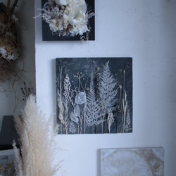 漆喰アートパネル＊夜更けの叢／白い植物の群生 2枚目の画像