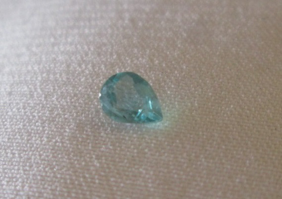 N.0003 パライバトルマリン・ルース 高品質なブラジル産 0.15Ct 斬新な  