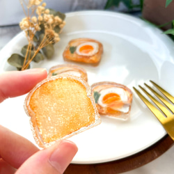 《食パン型箸置き　2点セット》4種類　箸置き　目玉焼き　フェイクフード　食品サンプル　ミニチュアフード　食パン 8枚目の画像