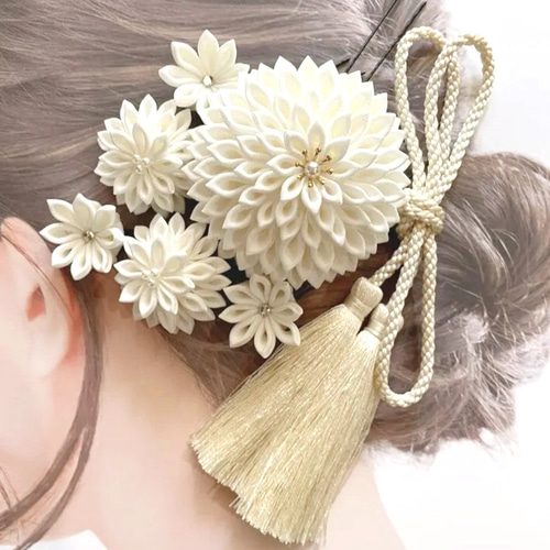 nagi様   ご確認用   〜 髪飾り かんざし つまみ細工 〜 つまみ細工 髪飾り ＊ 正絹 ちりめん ＊ 白無垢 結婚式 成人式