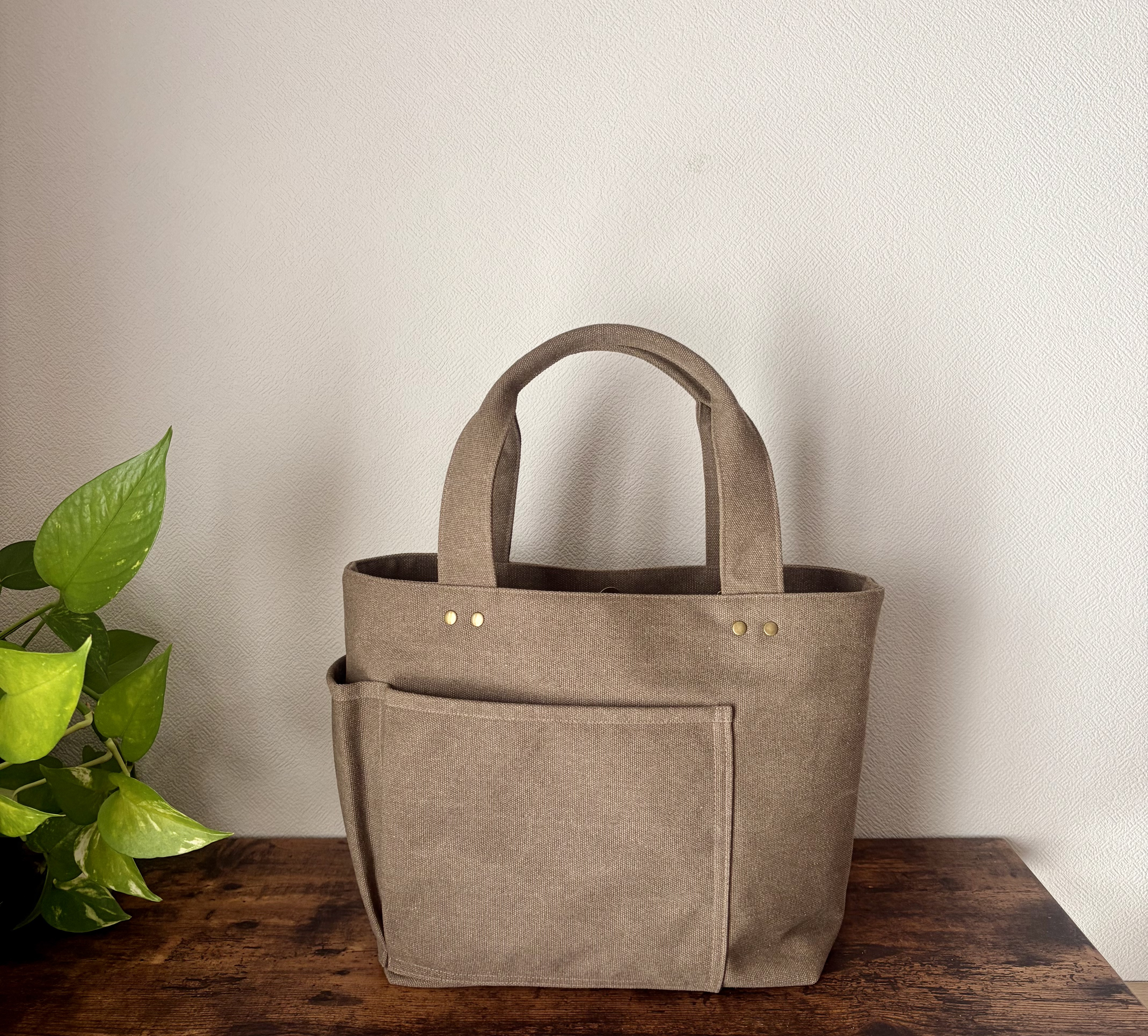 ポケットいっぱいトートバッグ ヴィンテージ加工帆布　仕切りポケット　自立タイプ　A4ファイル対応