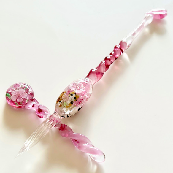 《ねこのお花見》　ガラスペン　ペンレスト付き　桜　お花見　ねこ　猫 1枚目の画像