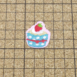 【送料無料】ワッペンS　カップケーキ 2枚目の画像
