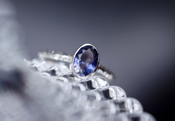 New ☆ 新作 ☆ 希少石『タンザナイト』の世界でひとつの天然石リング