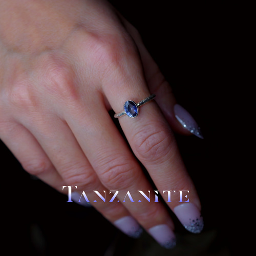 New ☆ 新作 ☆ 希少石『タンザナイト』の世界でひとつの天然石リング