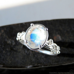 ホワイト ラブラドライト リング / White Labradorite Ring 8枚目の画像